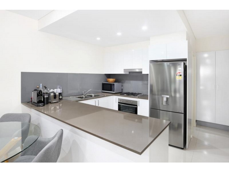 16/232 Targo Road, Toongabbie NSW 2146